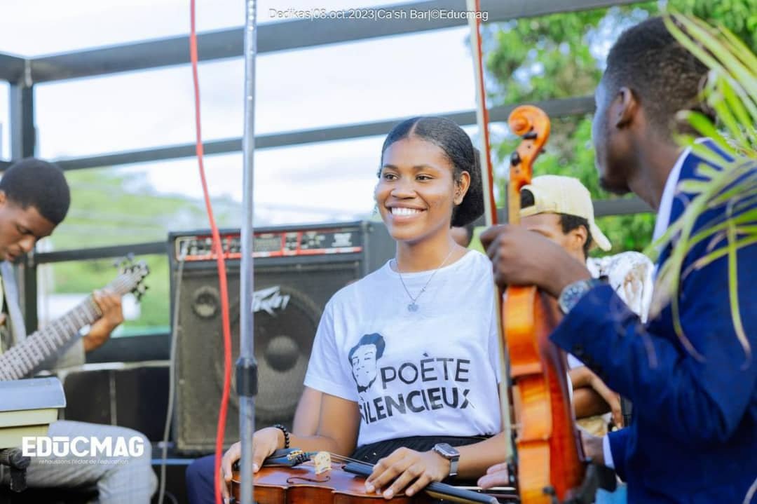 Dedikas 3.0 : Nouveau signe du soleil qui s’élève à Port-au-Prince Dedikas 3.0 : Nouveau signe du soleil qui s’élève à Port-au-Prince