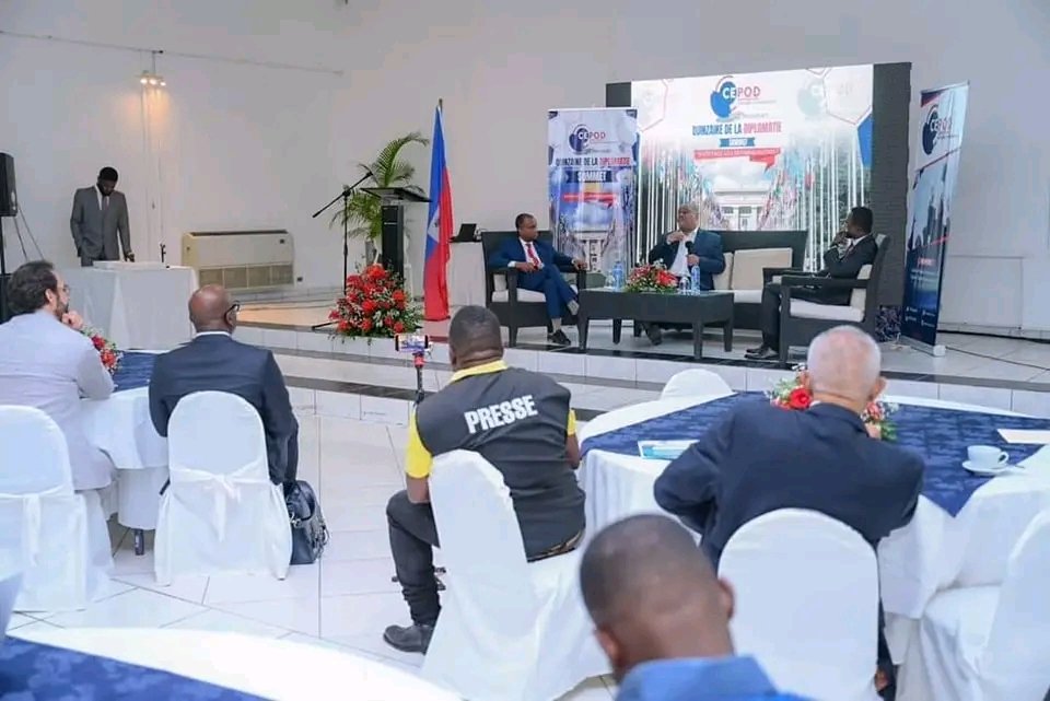 L’importance de la diplomatie L’importance de la diplomatie