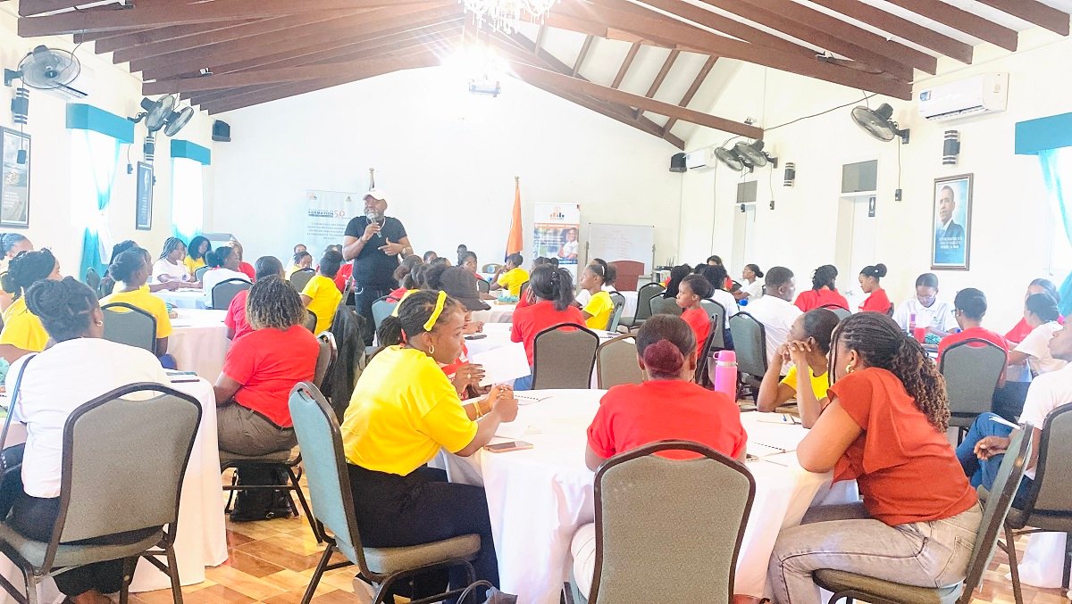 Un parcours structuré entre entrepreneuriat et développement personnel Un parcours structuré entre entrepreneuriat et développement personnel