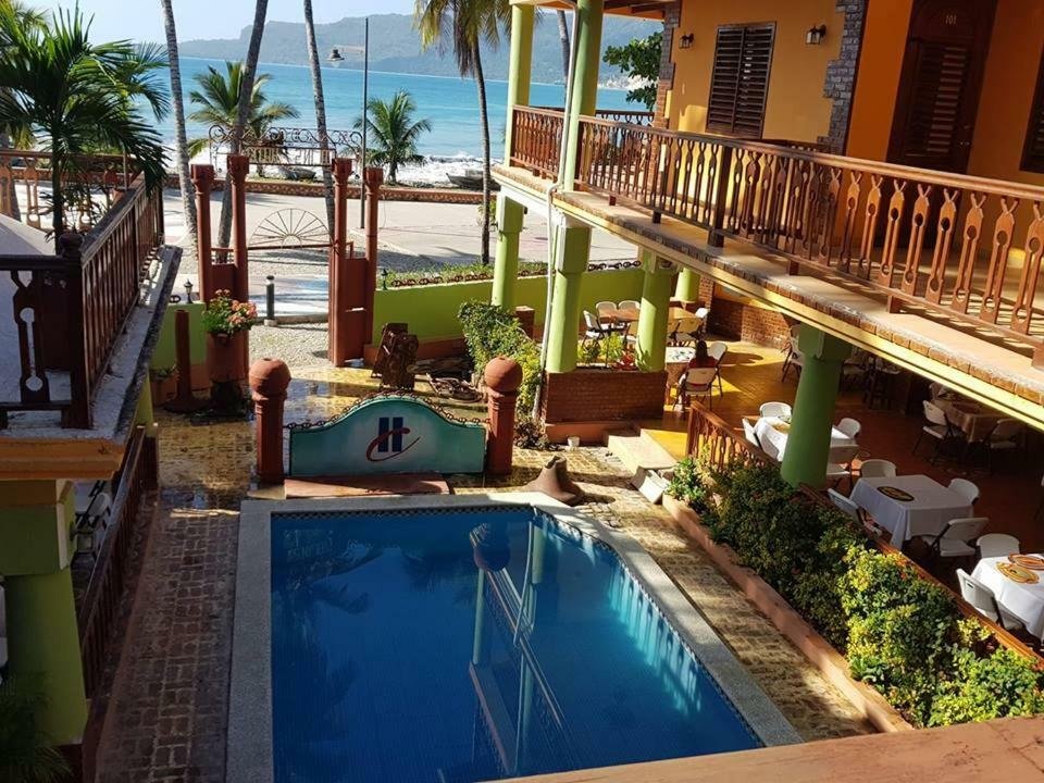 Haïti : Collin’s Hotel Haïti : Collin’s Hotel